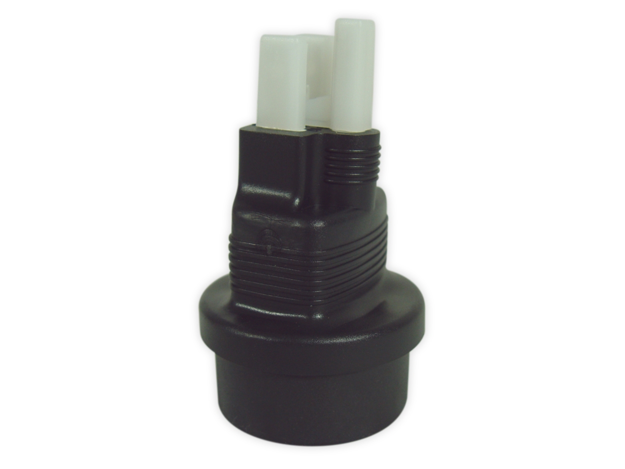 Netzadapter - US Stecker auf Schutzkontakt Buchse