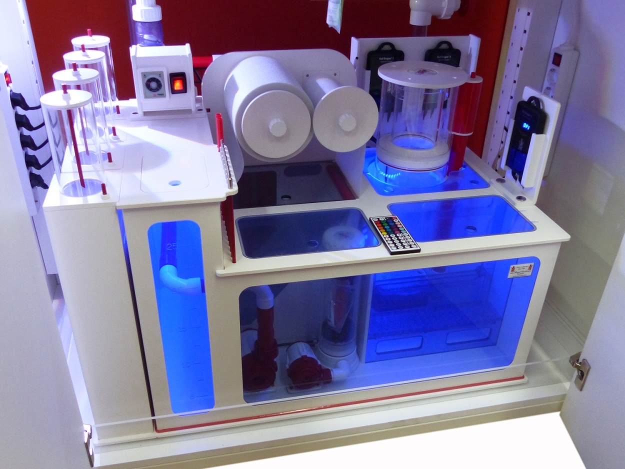 Royal Exclusiv® und New Wave Komplettsystem Gr. M mit Aquarium und Filter